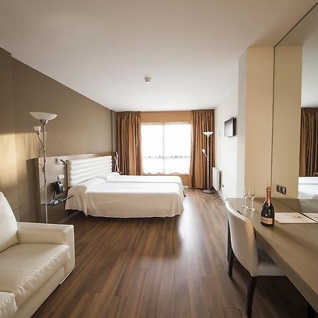Hotel Duero لاغونا دي دويرو المظهر الخارجي الصورة