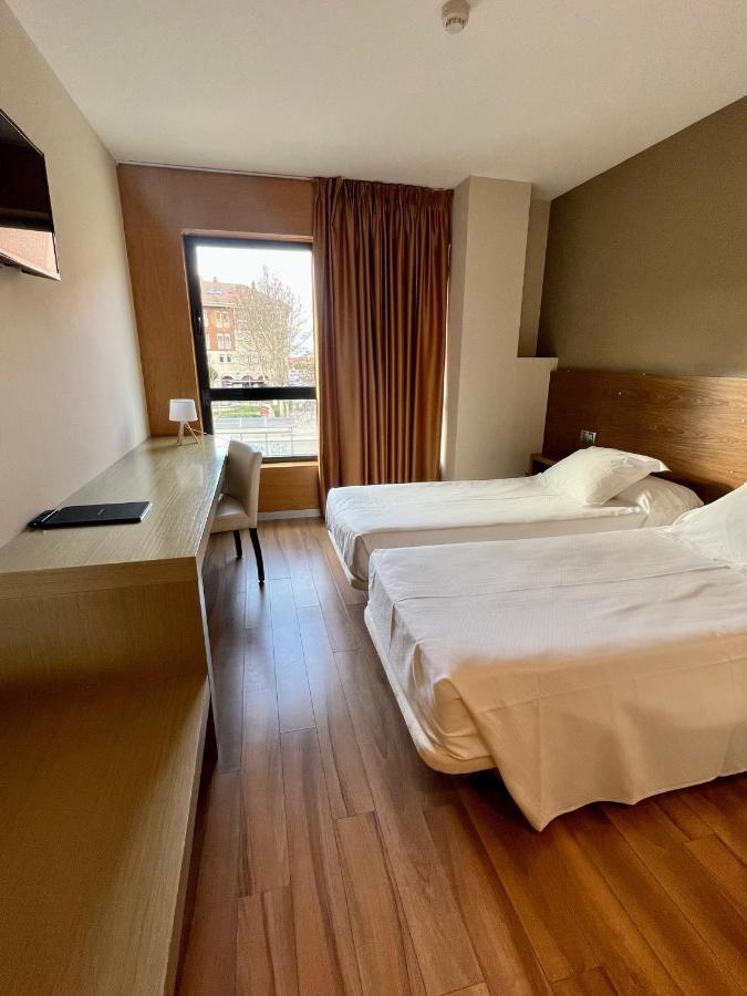 Hotel Duero لاغونا دي دويرو الغرفة الصورة