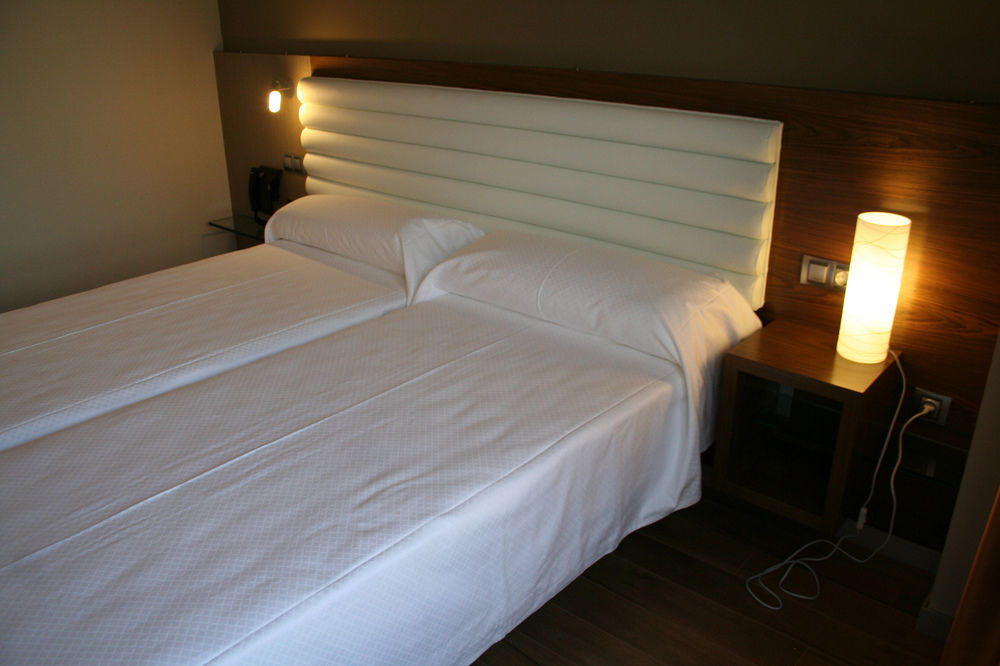 Hotel Duero لاغونا دي دويرو المظهر الخارجي الصورة